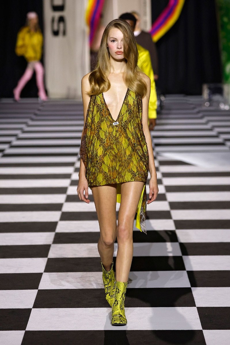 Look 20