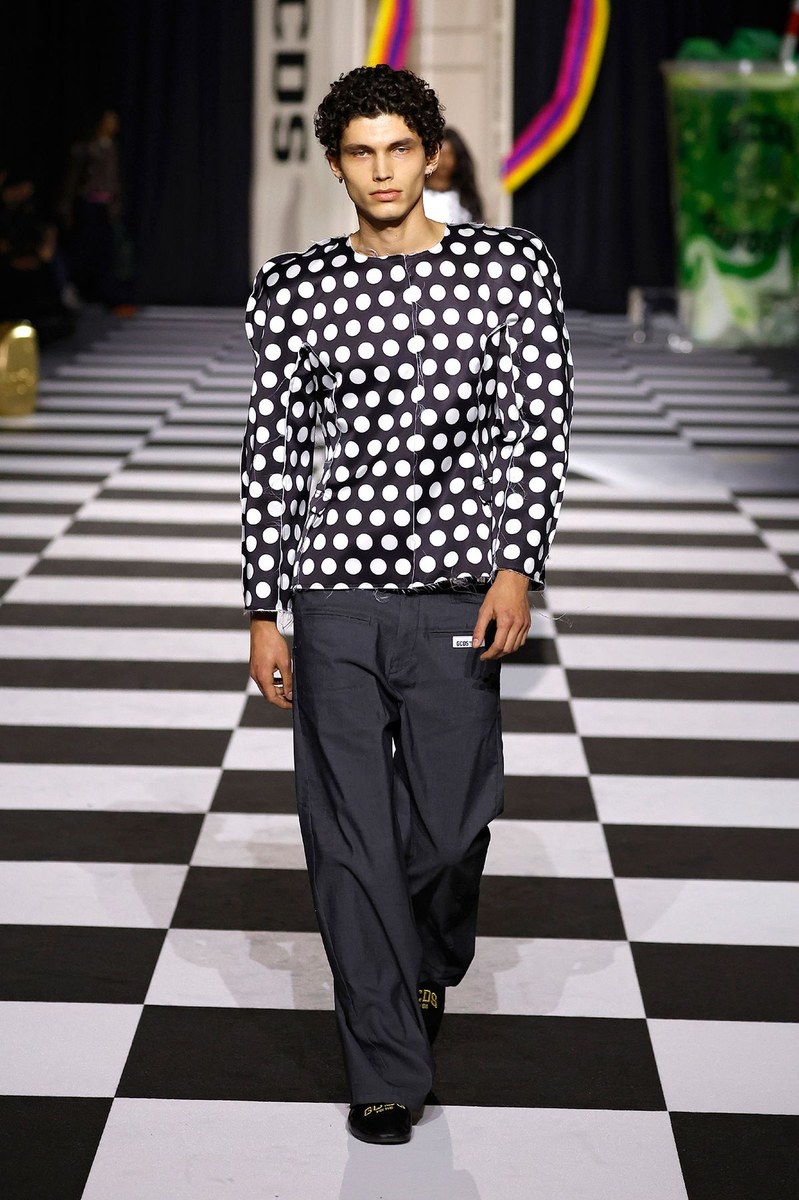 Look 29