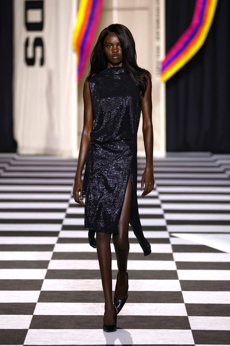 Look 40