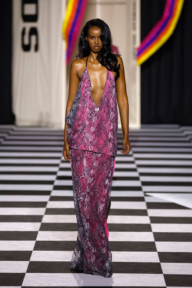 Look 43