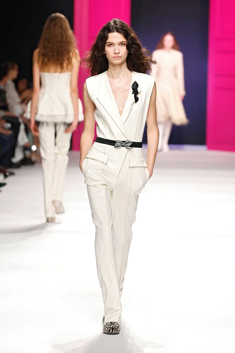 Look 2