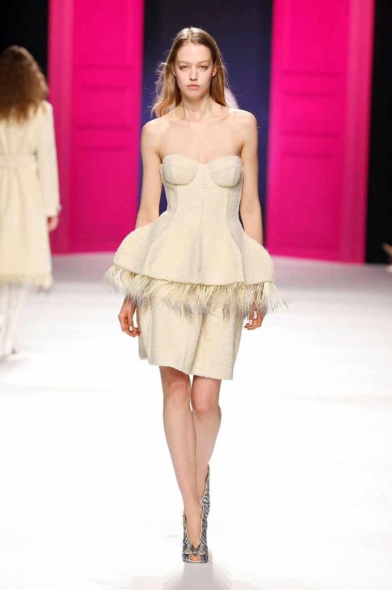 Look 4