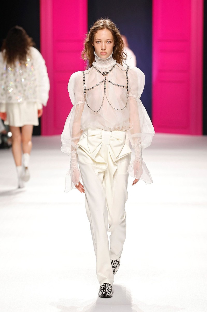 Look 6