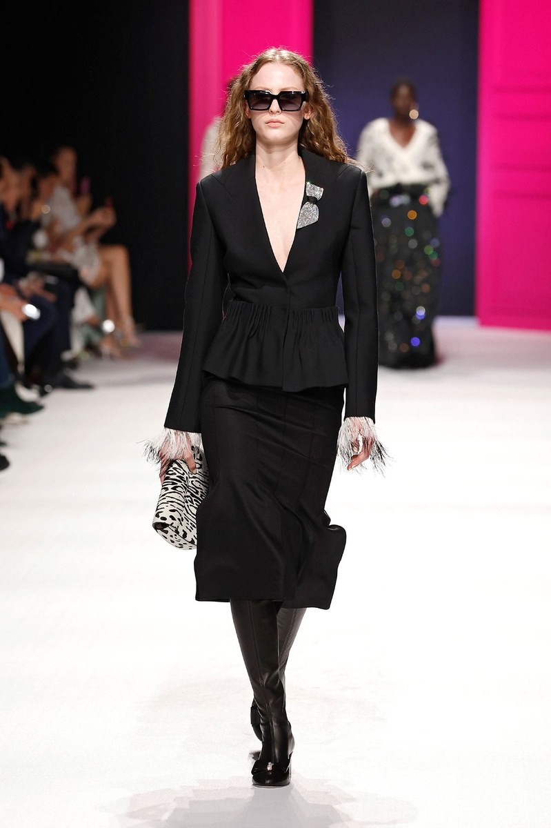 Look 28