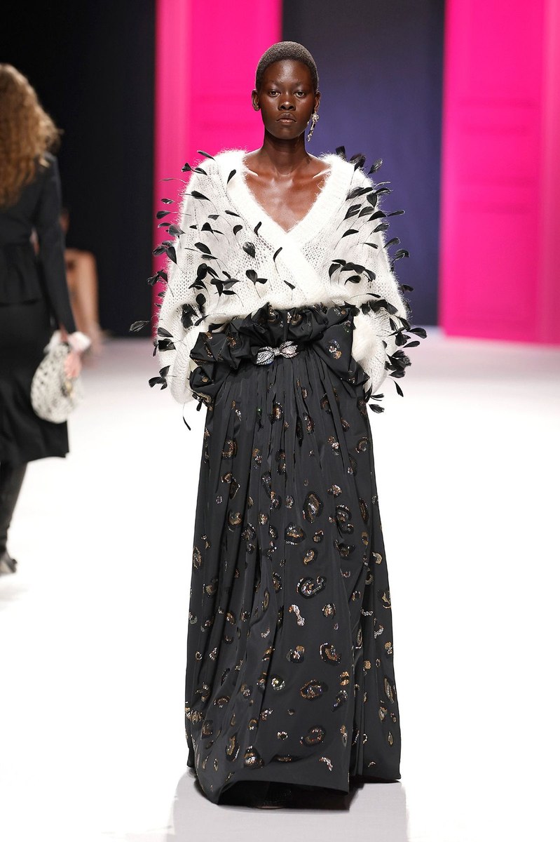 Look 29