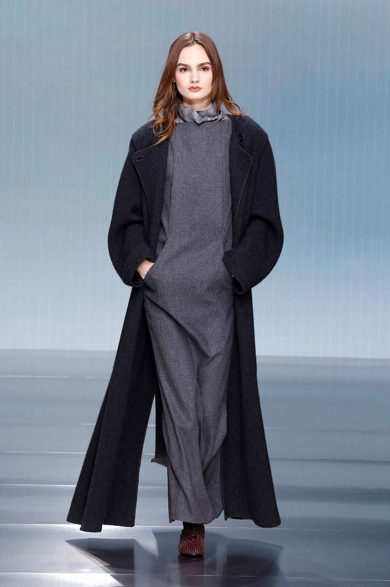 Look 3