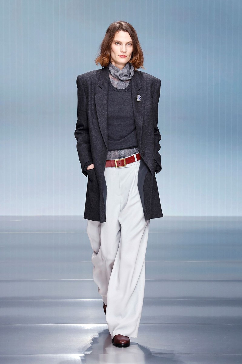 Look 5