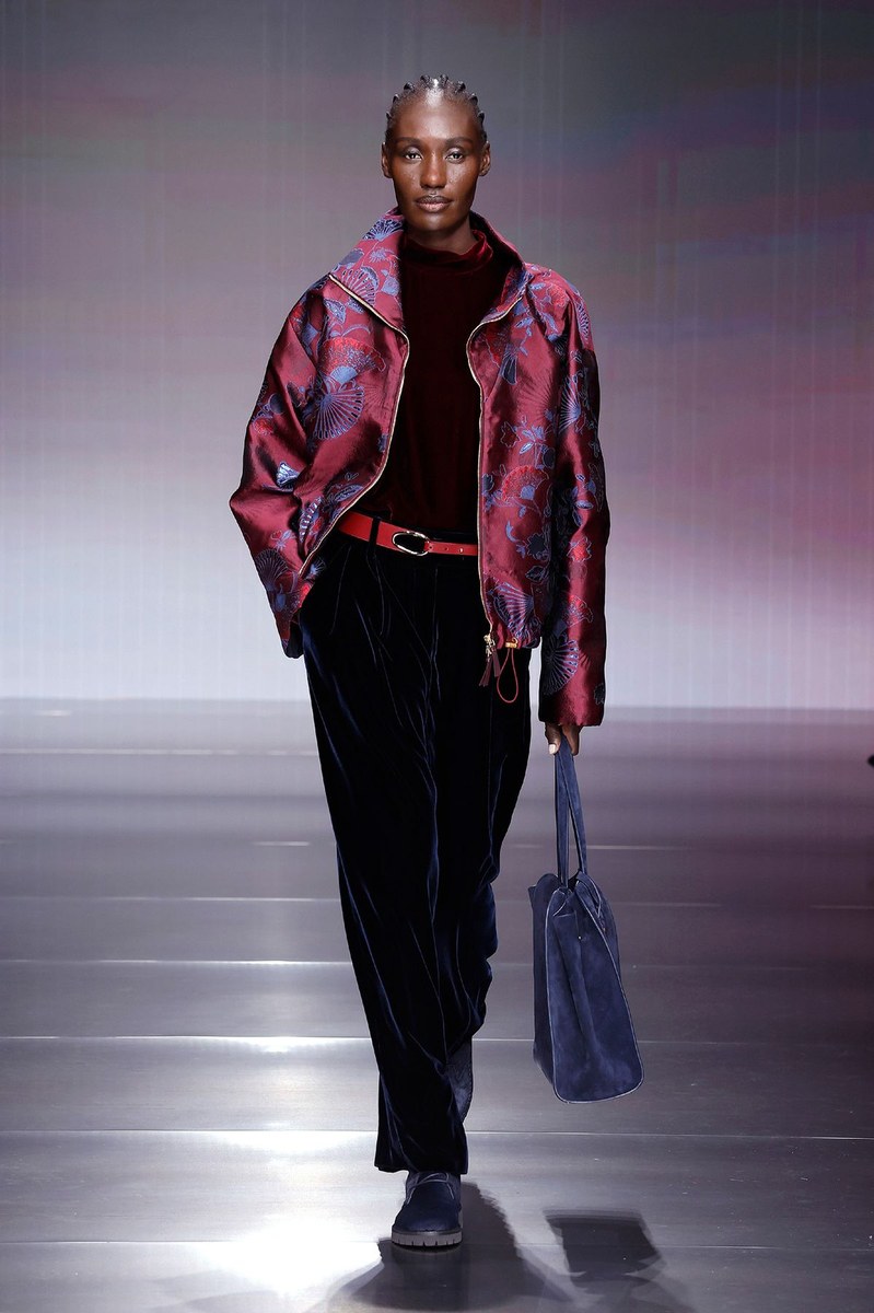 Look 30