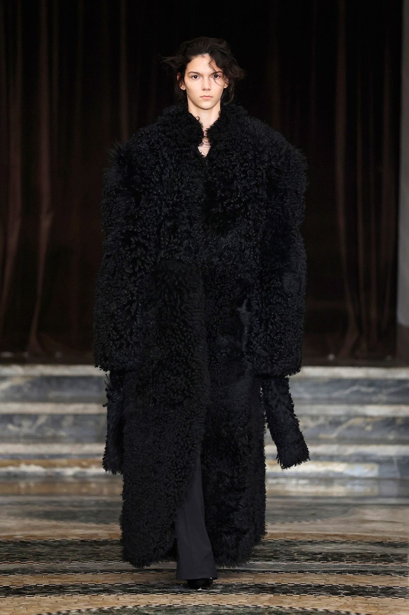 Look 8