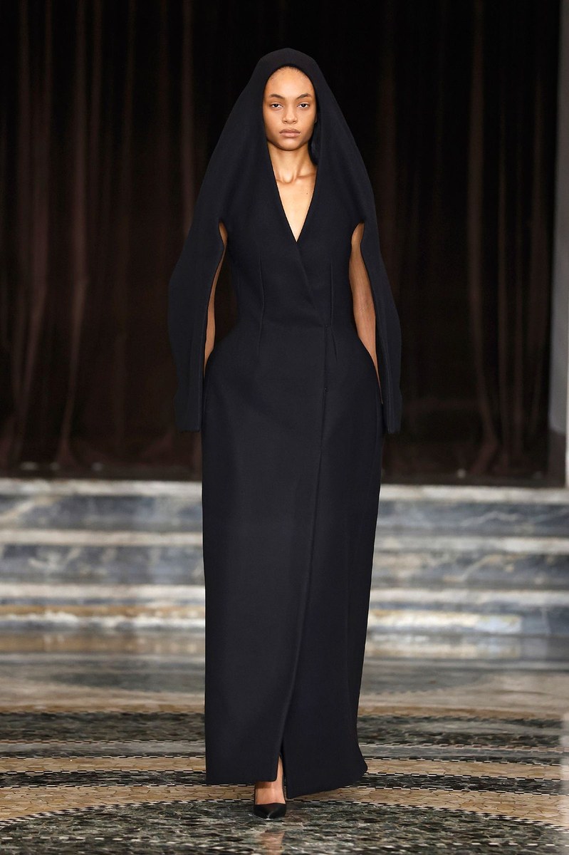 Look 12