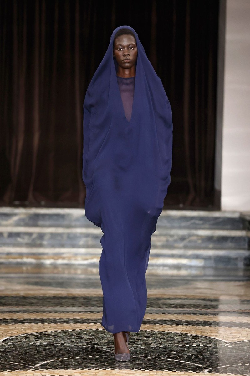 Look 13