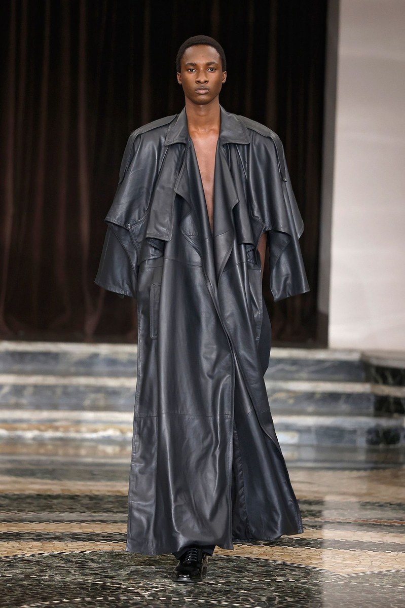 Look 24
