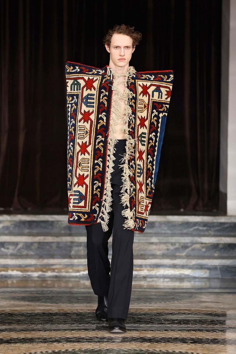 Look 27