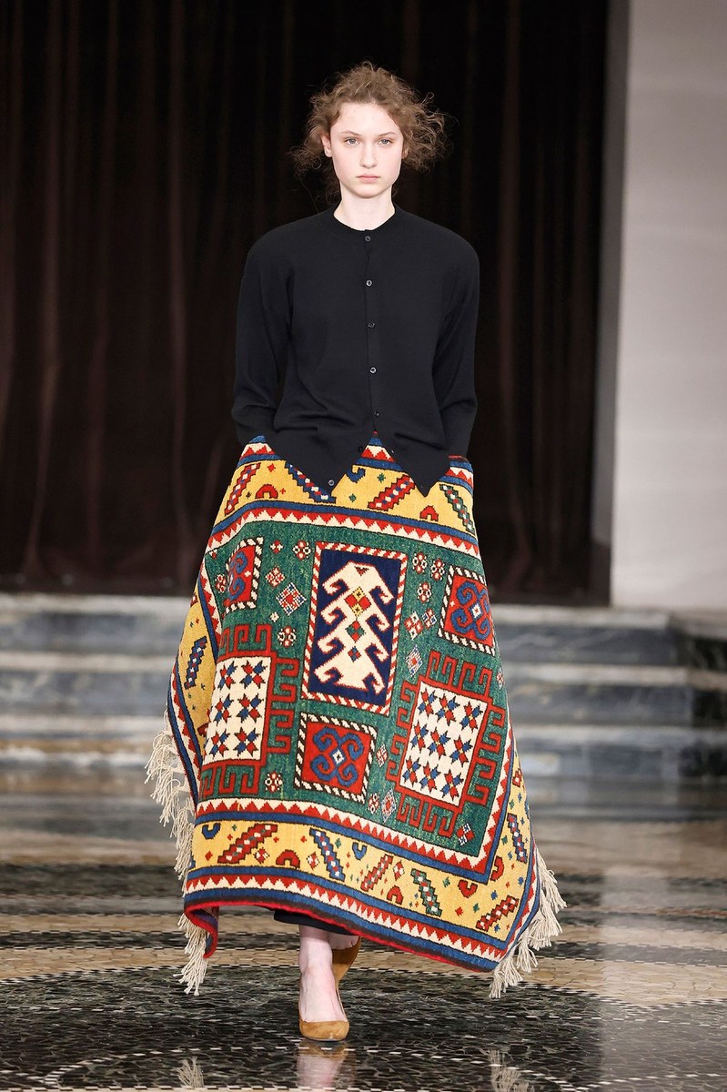 Look 30