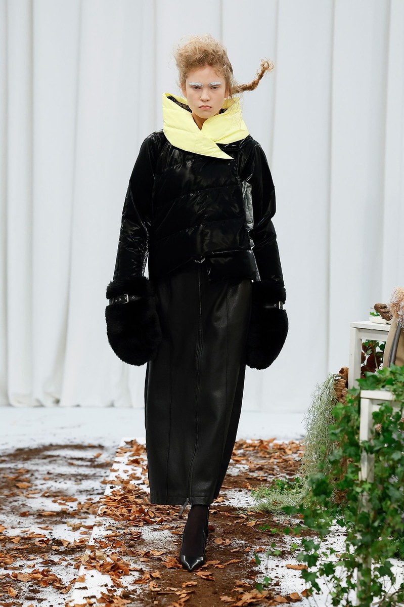 Look 3