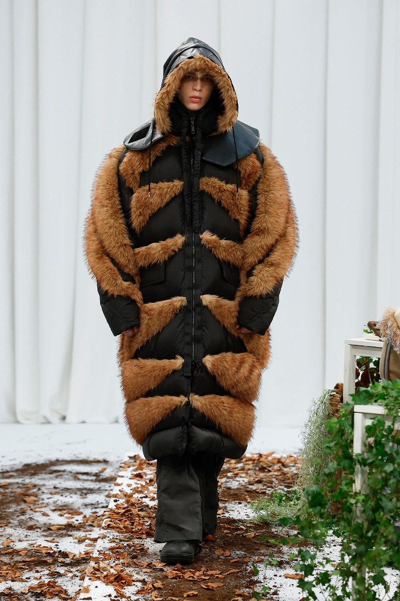Look 4