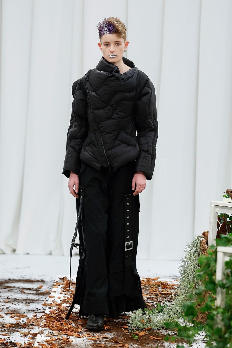 Look 9