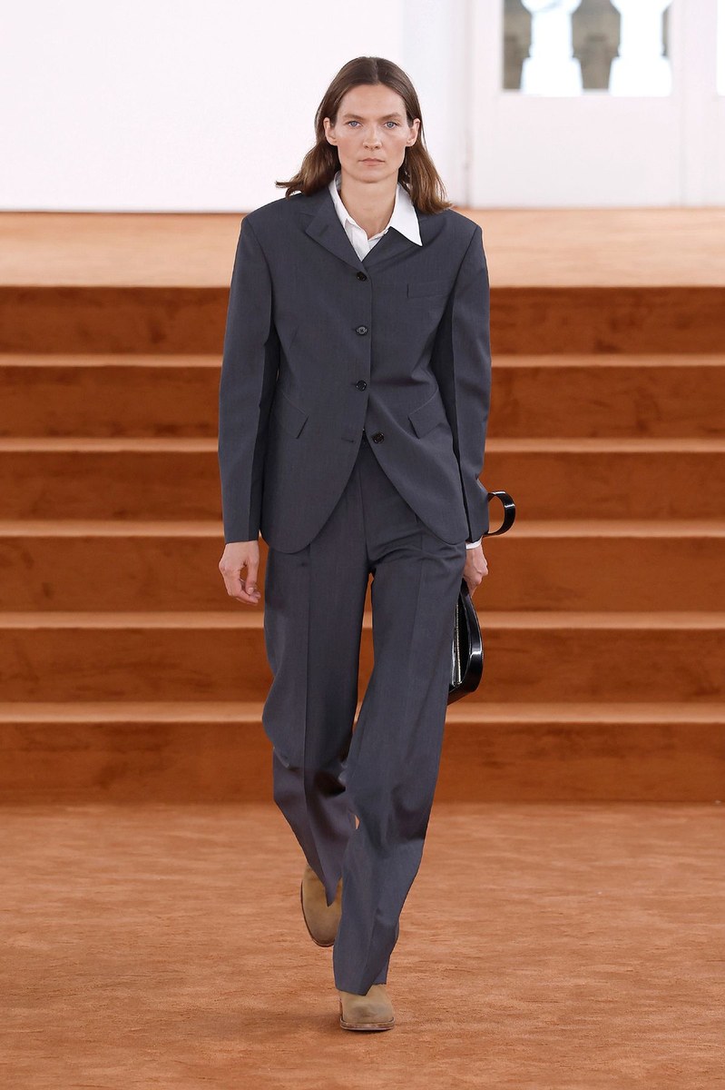 Look 2