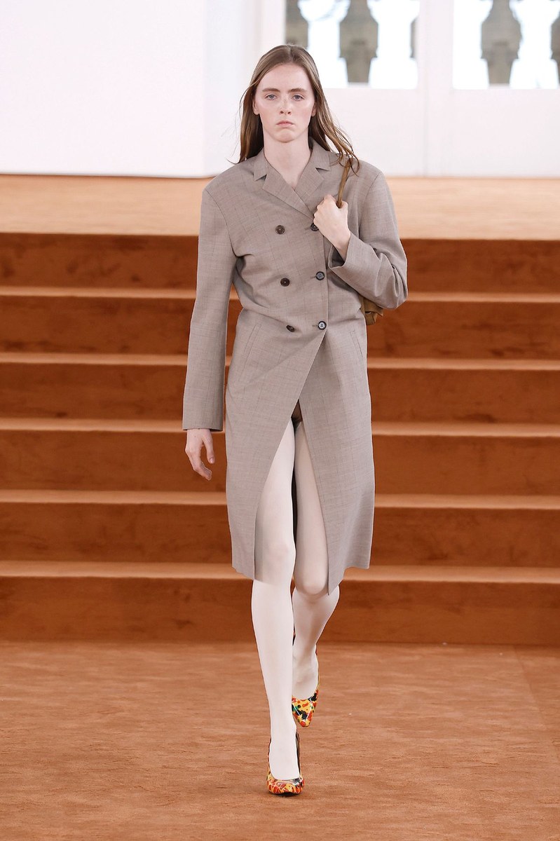 Look 24