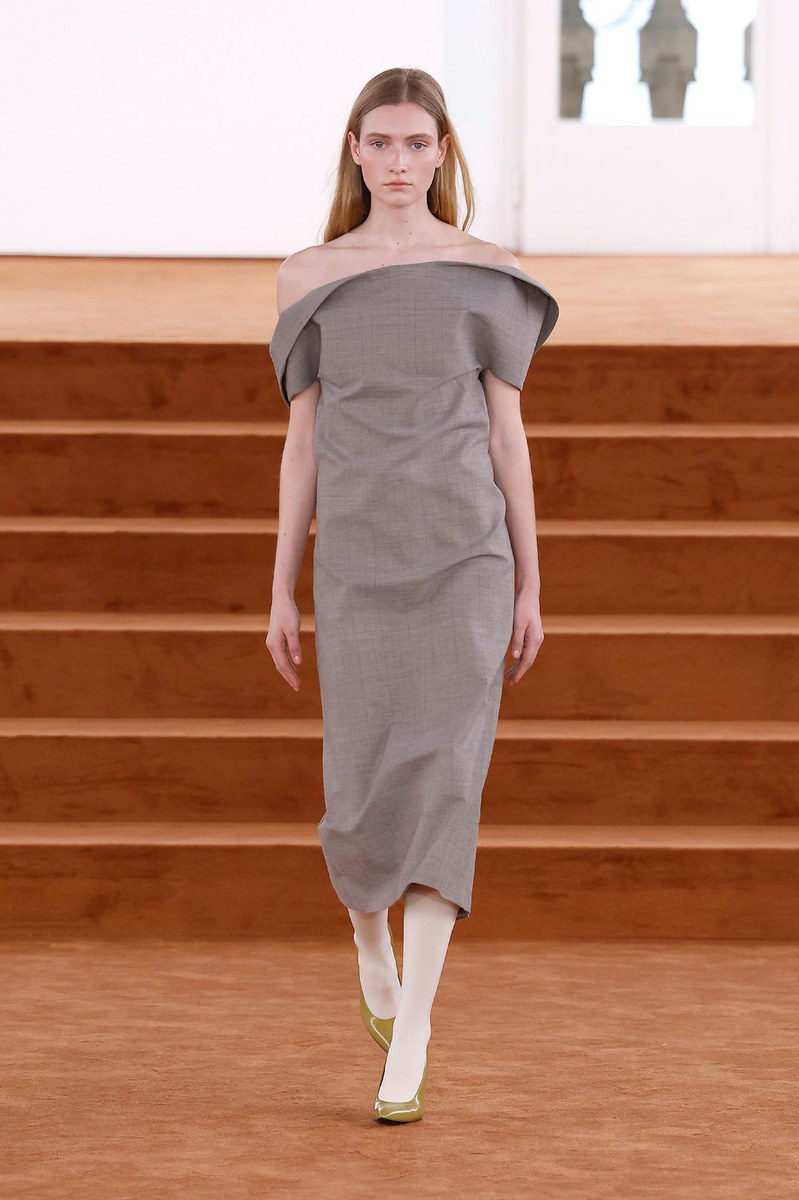 Look 25