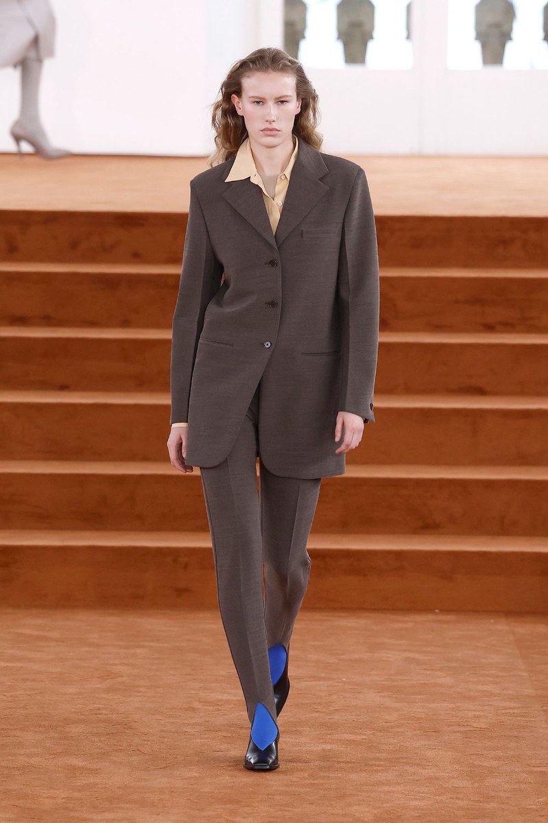 Look 29