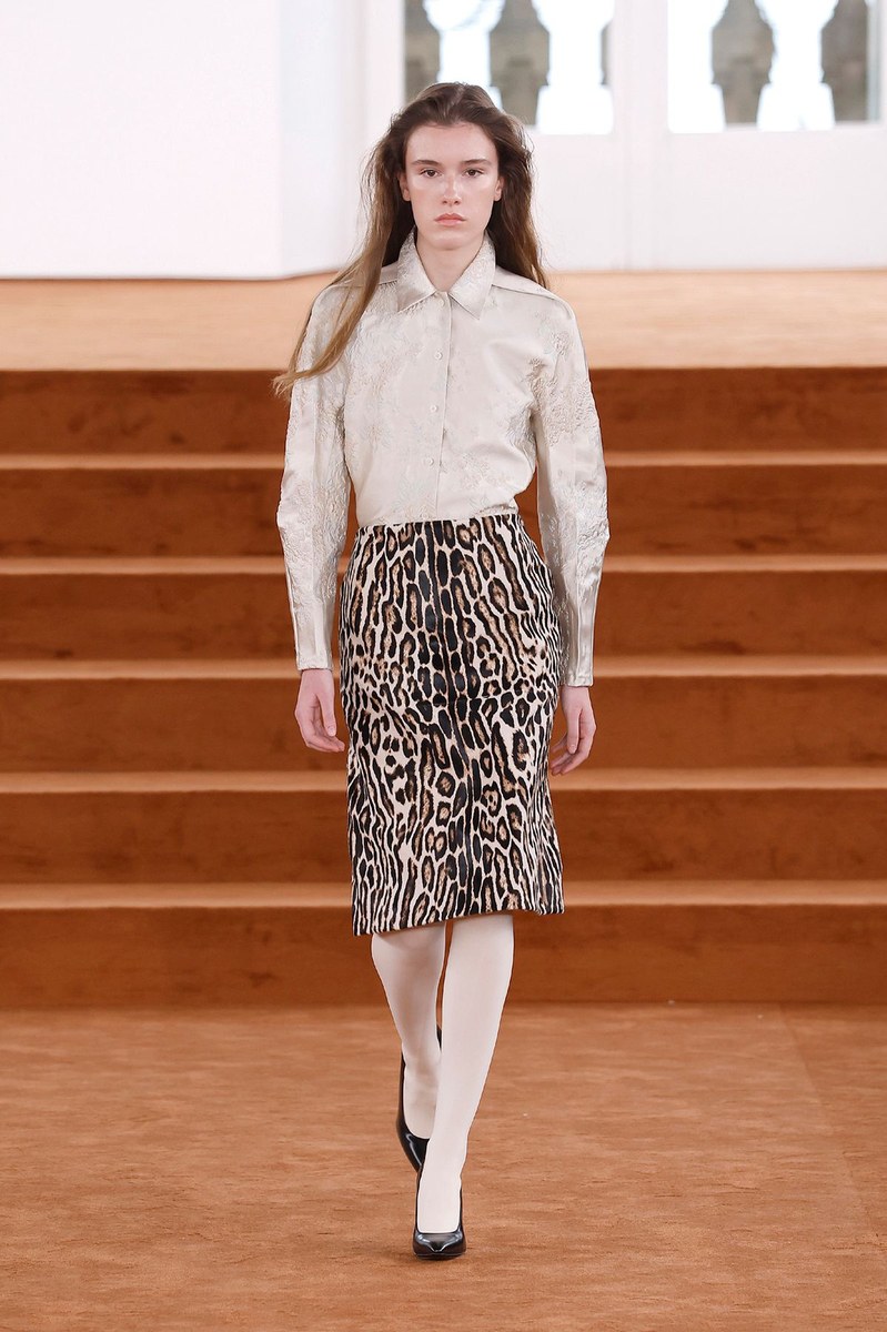 Look 32