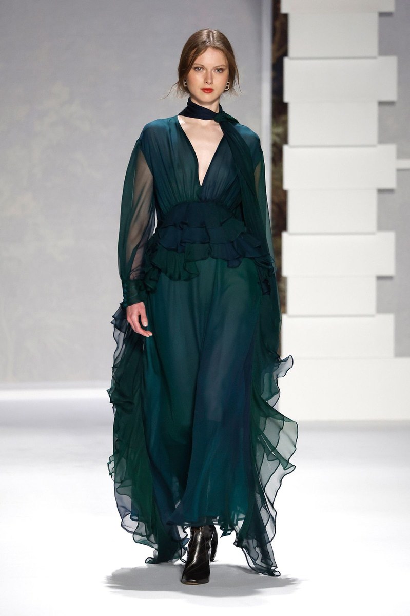 Look 9