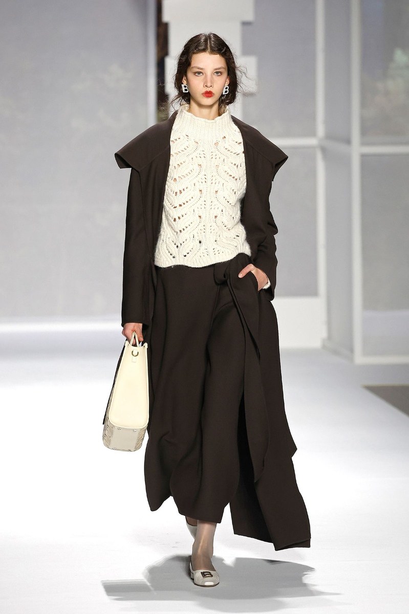 Look 12