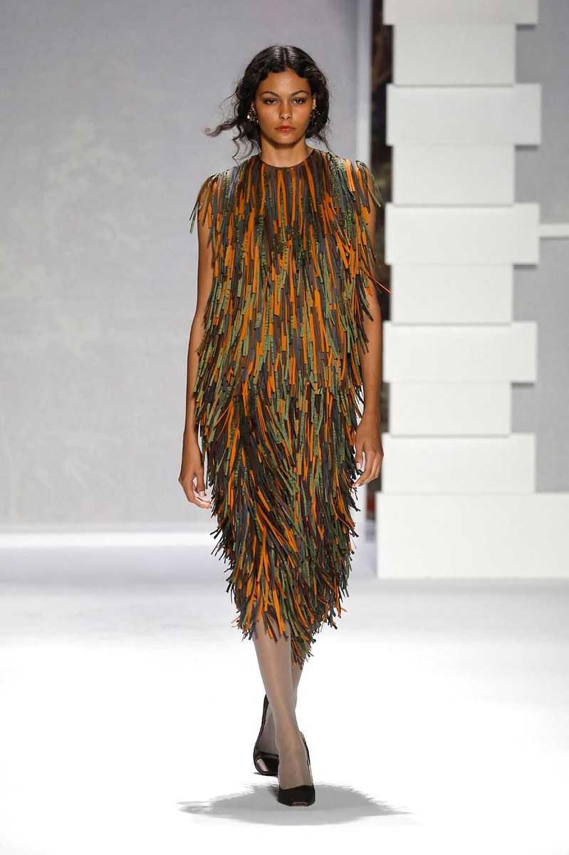 Look 19