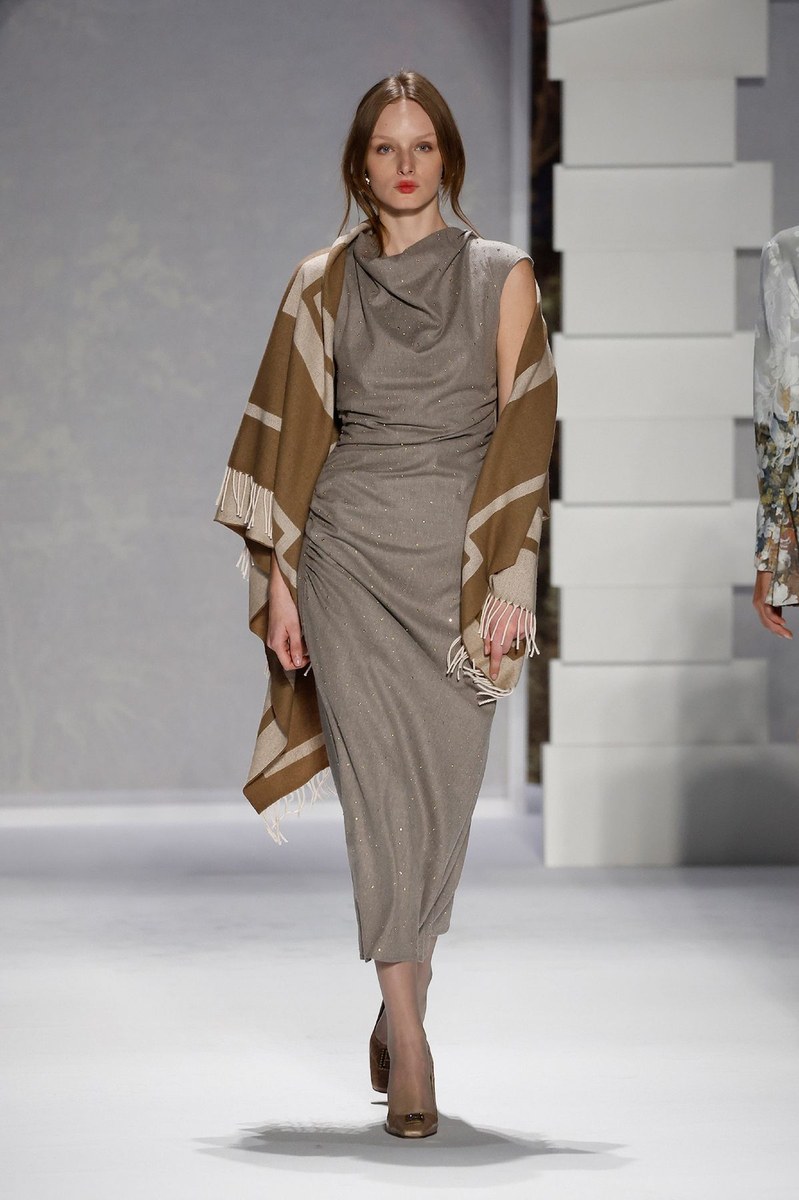 Look 27