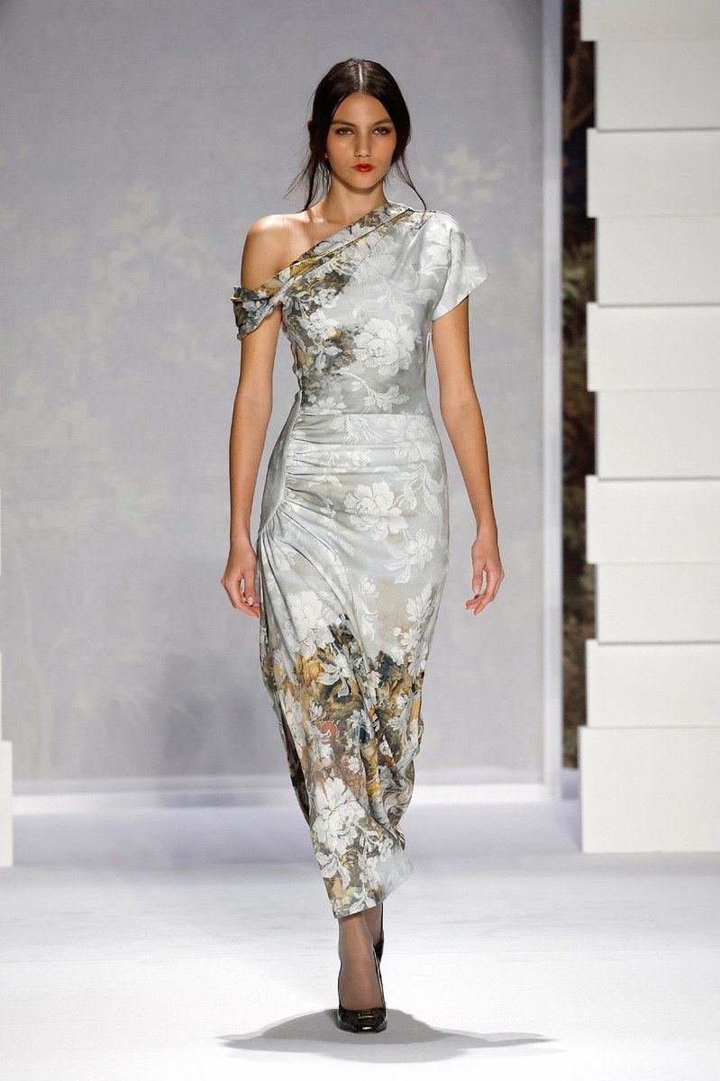 Look 29