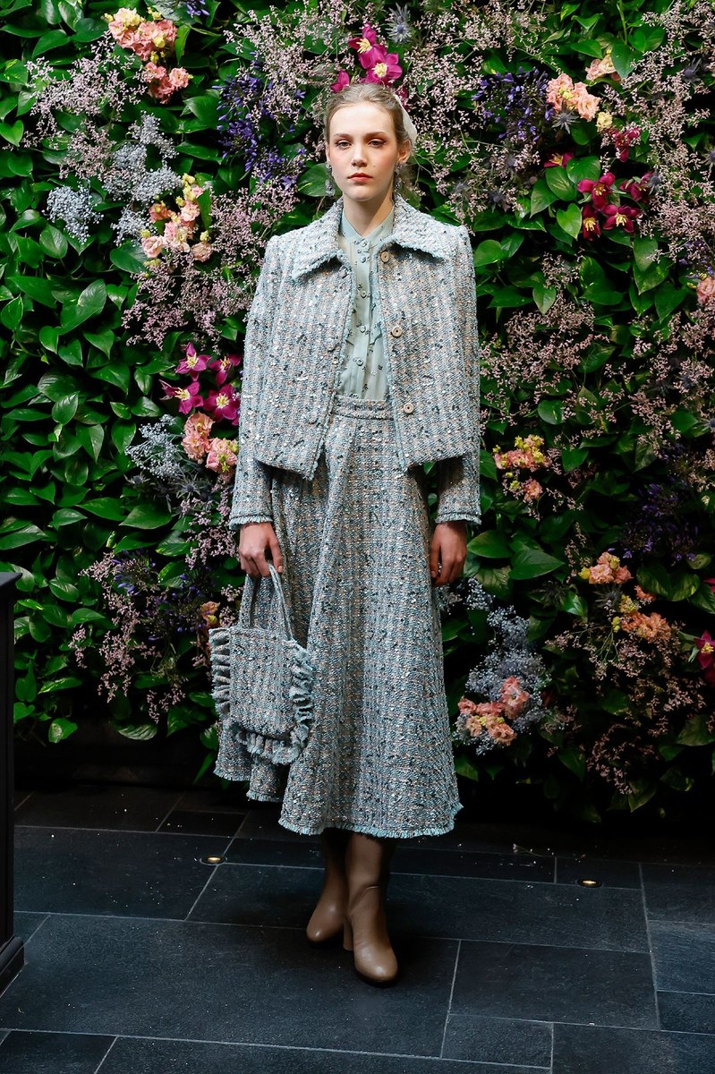 Look 18
