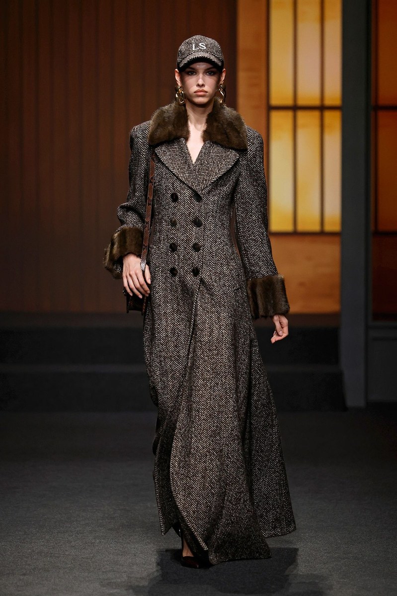 Luisa Spagnoli FW26 Women Looks Report