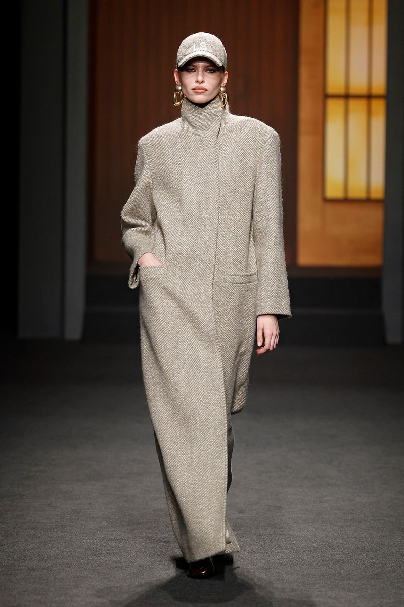 Look 5