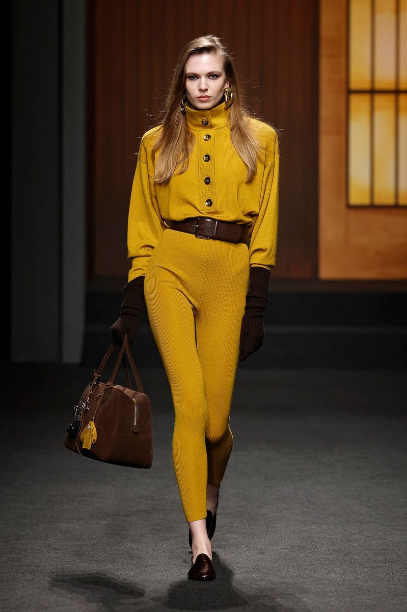 Look 17