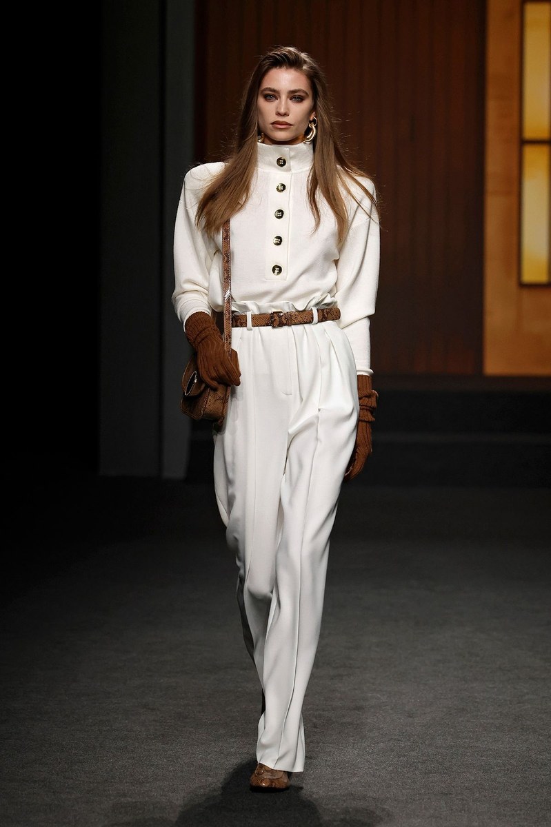 Look 23