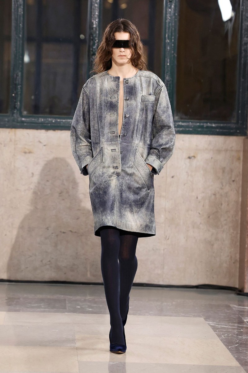 Look 1