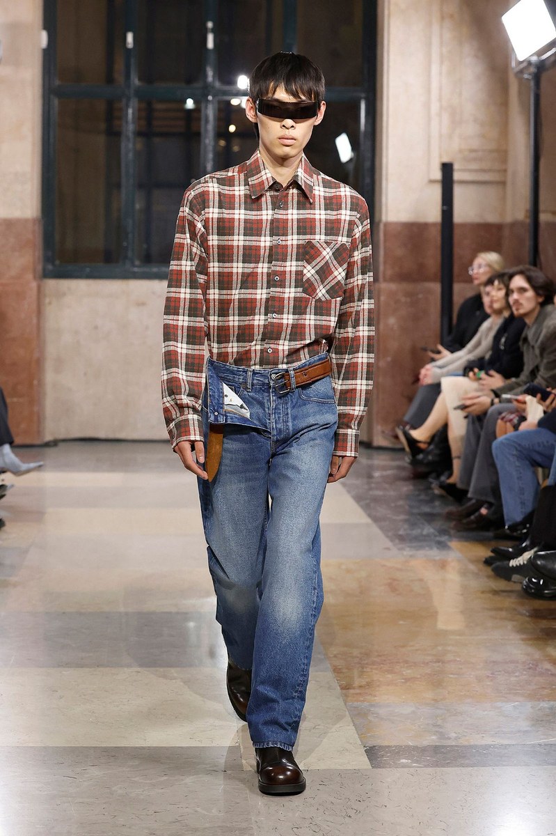 Look 24