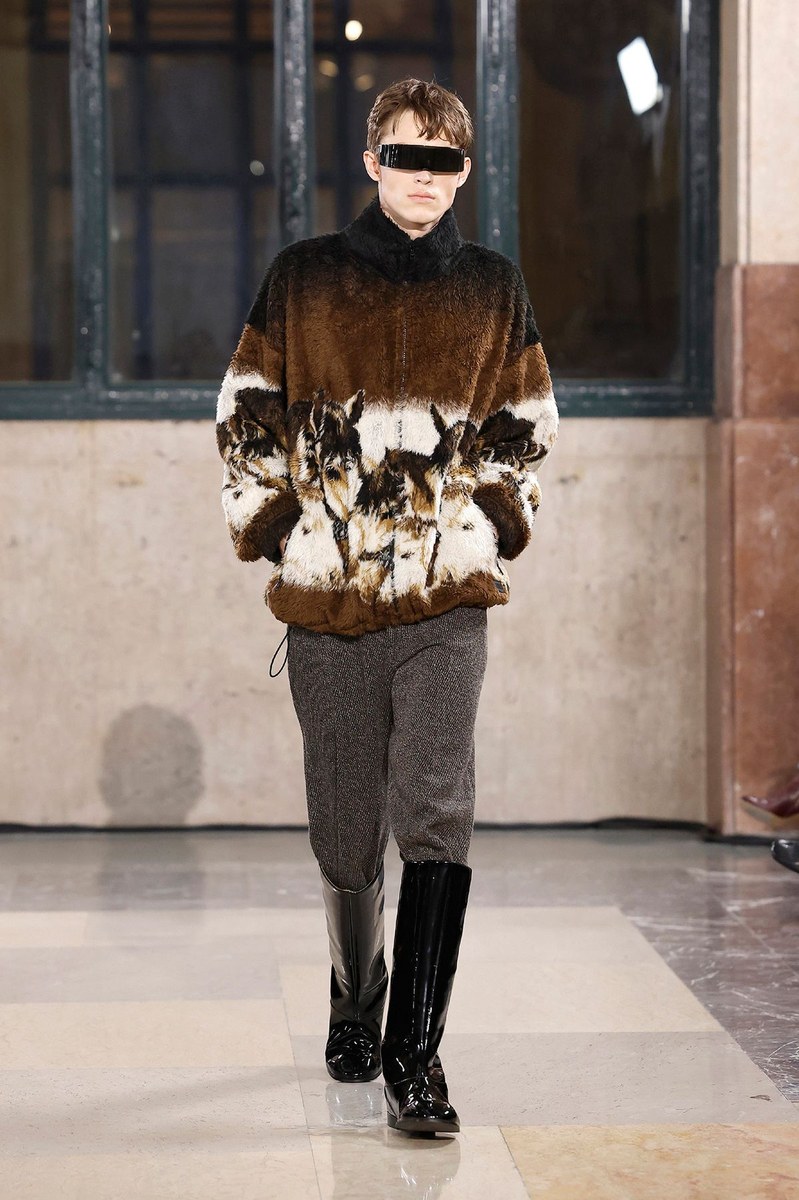 Look 26