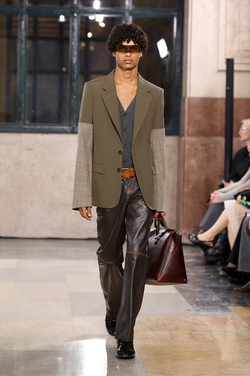Look 39