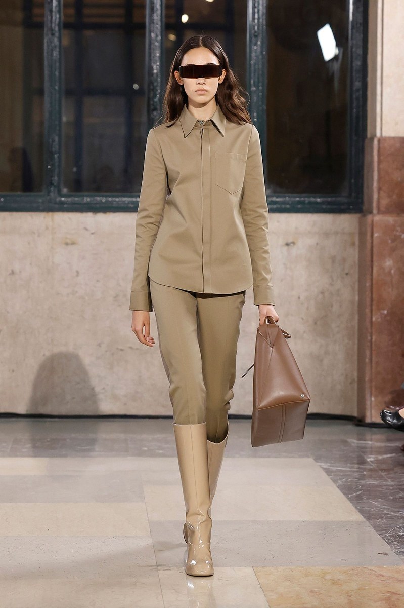 Look 44