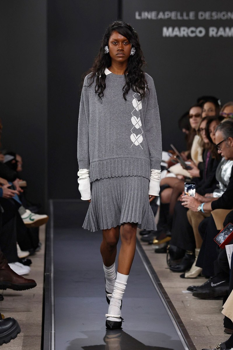 Look 9