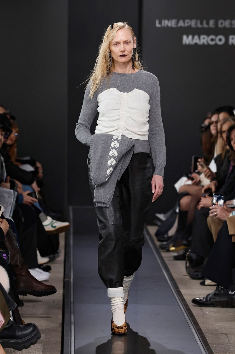 Look 11
