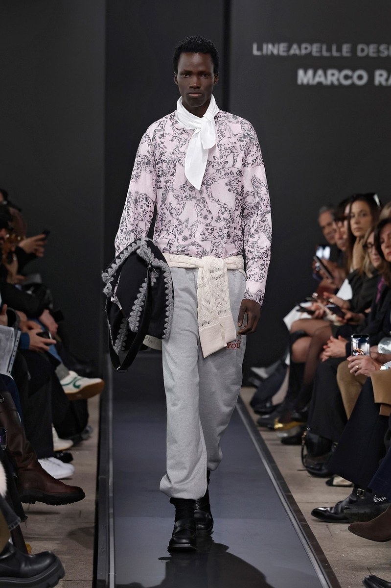 Look 12