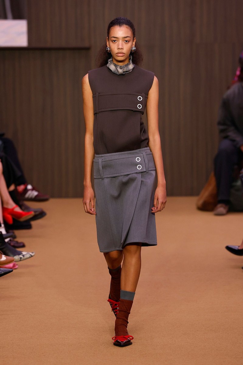 Look 13