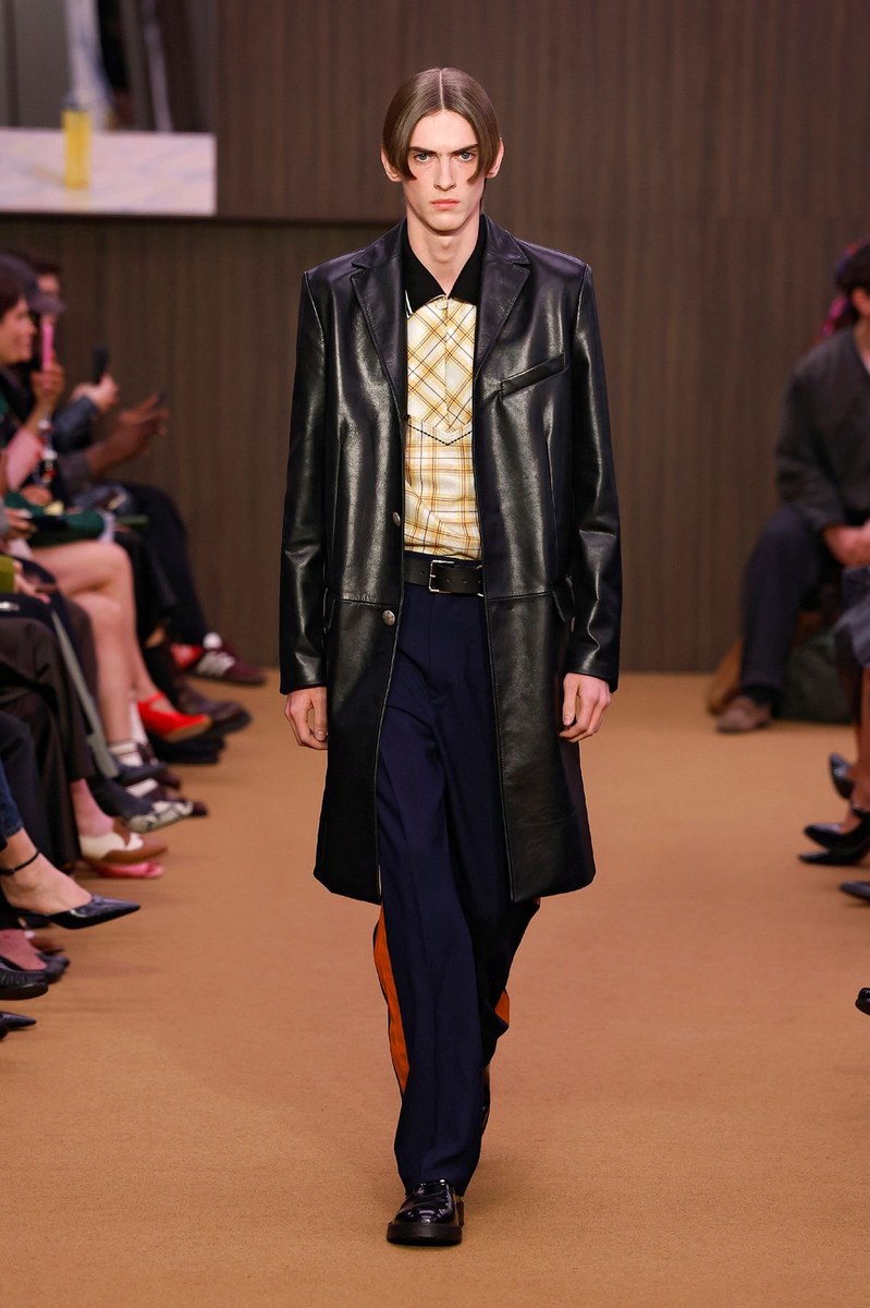 Look 23