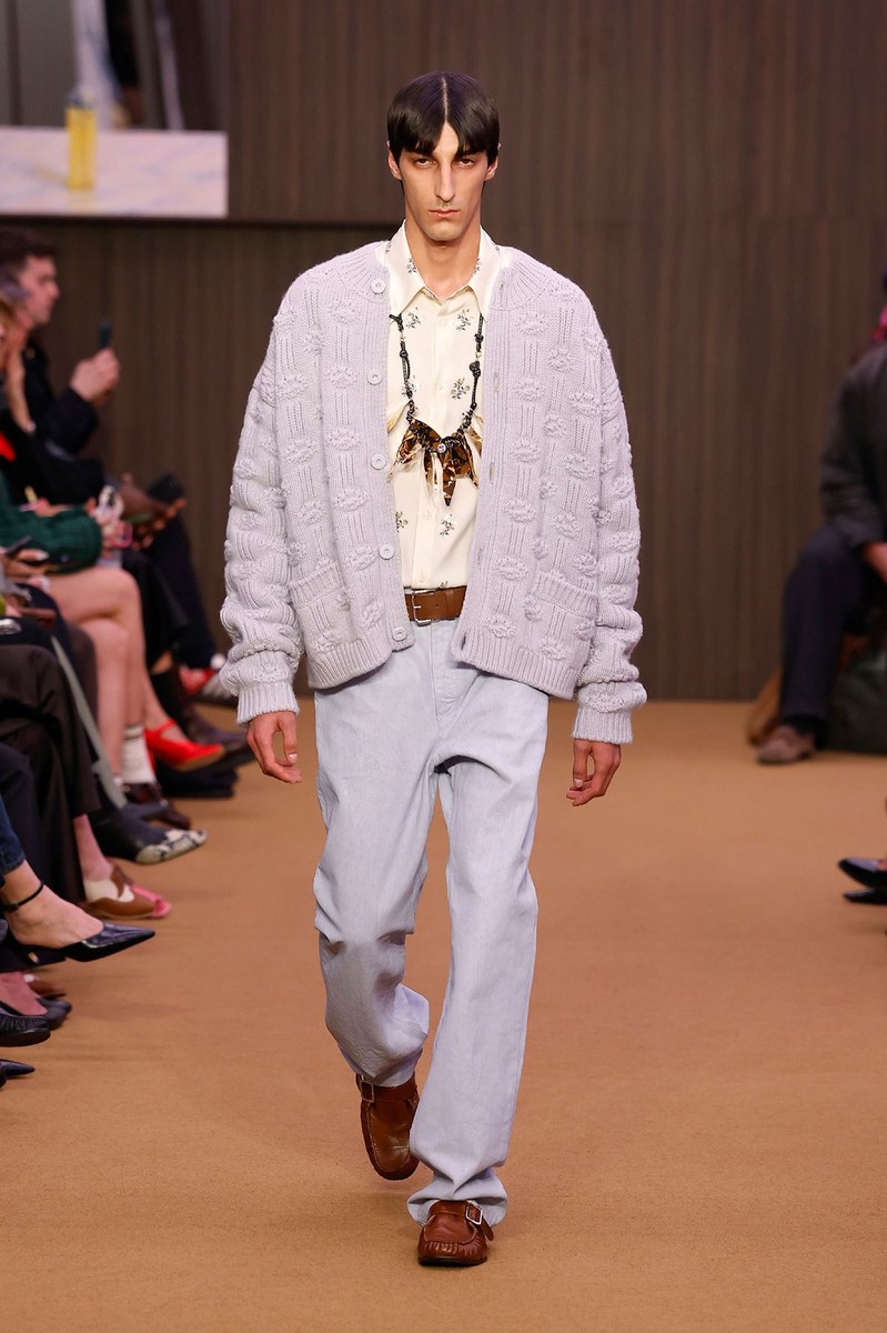 Look 27