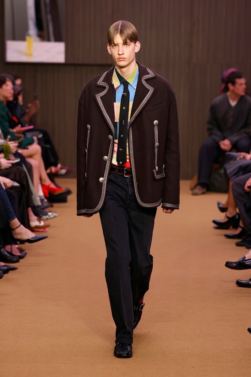 Look 37