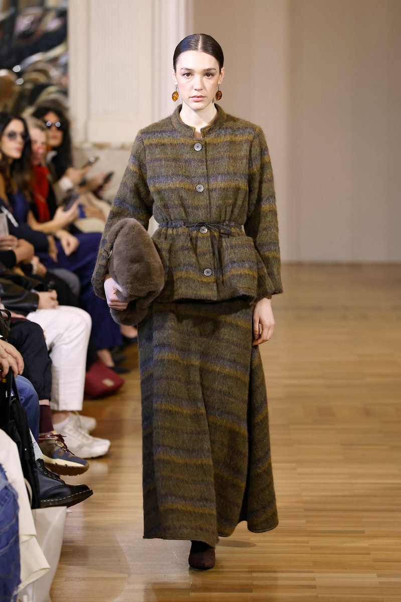 Look 14