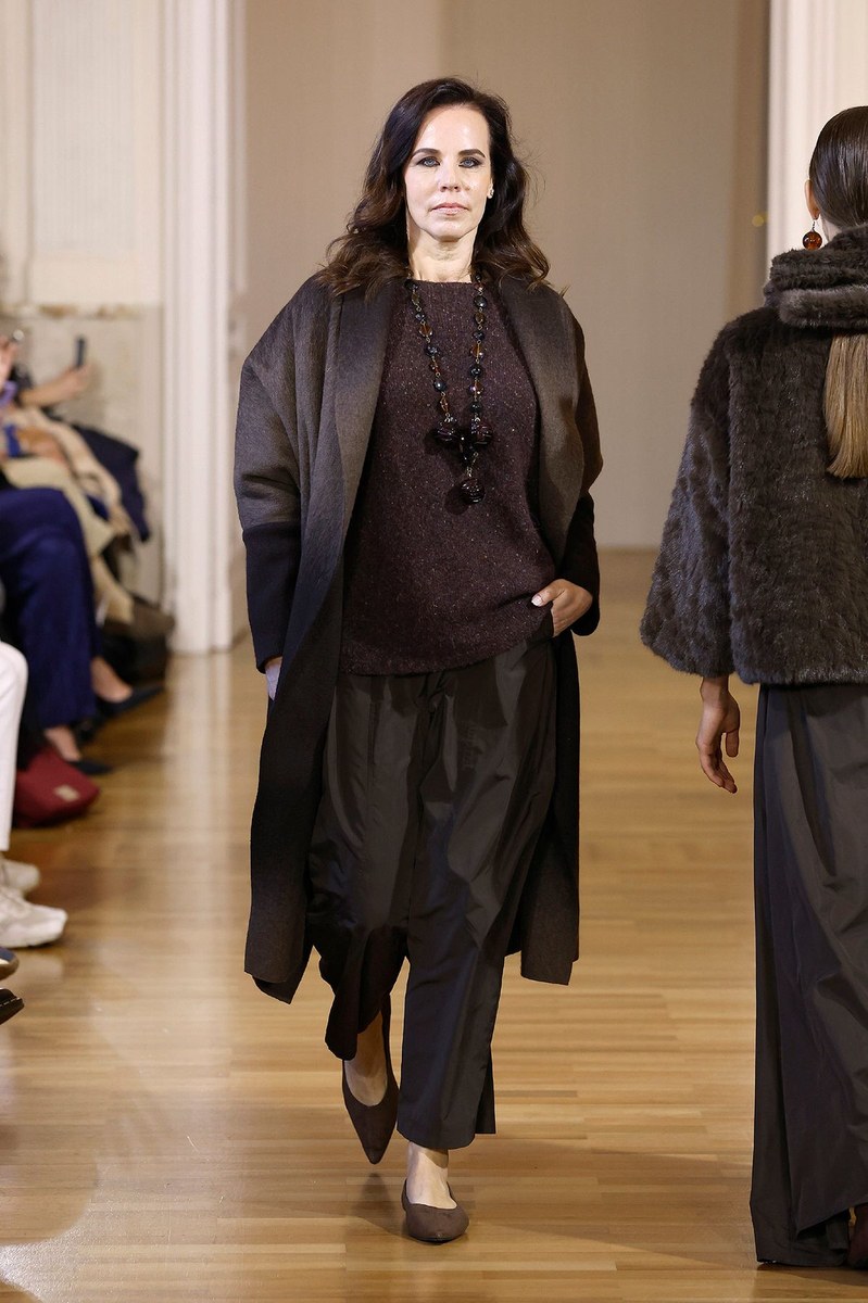 Look 18